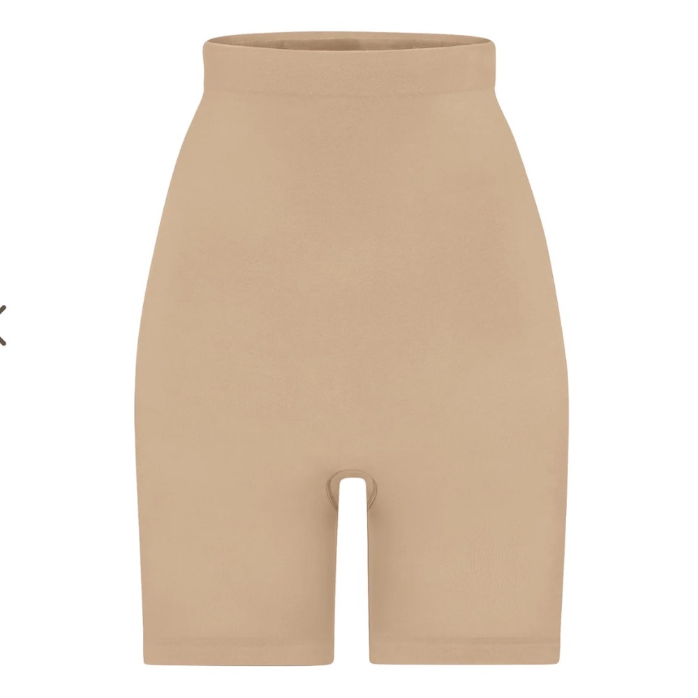 NWOT SKIMS SEAMLESS SCULPT HIGH-WAISTED ABOVE THE KNEE SHORT CLAY XSMALL